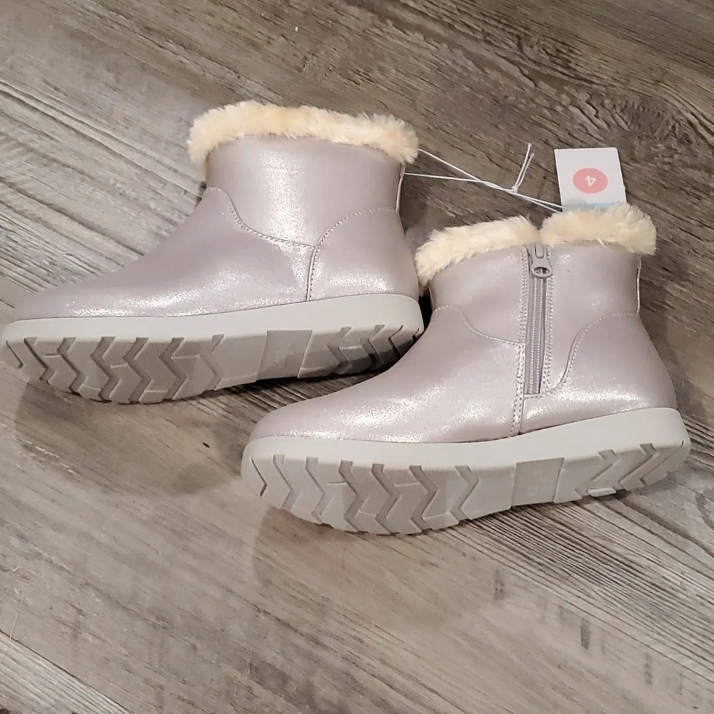 Cat & Jack Faux Fur Lined Ankle Boots Size 4